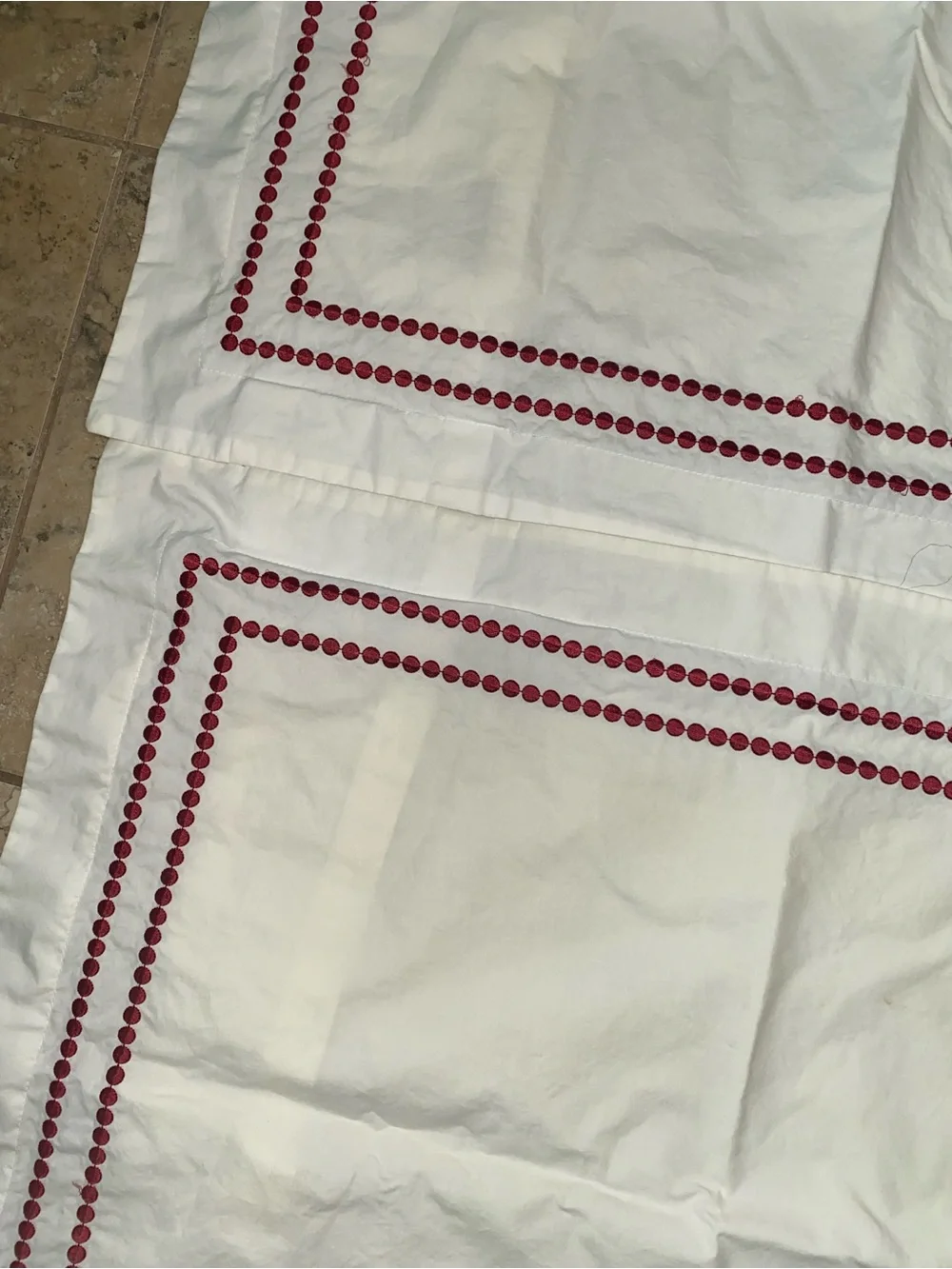 2 Pottery Barn Ruby Embroidered Dotted Border Off White Standard Shams